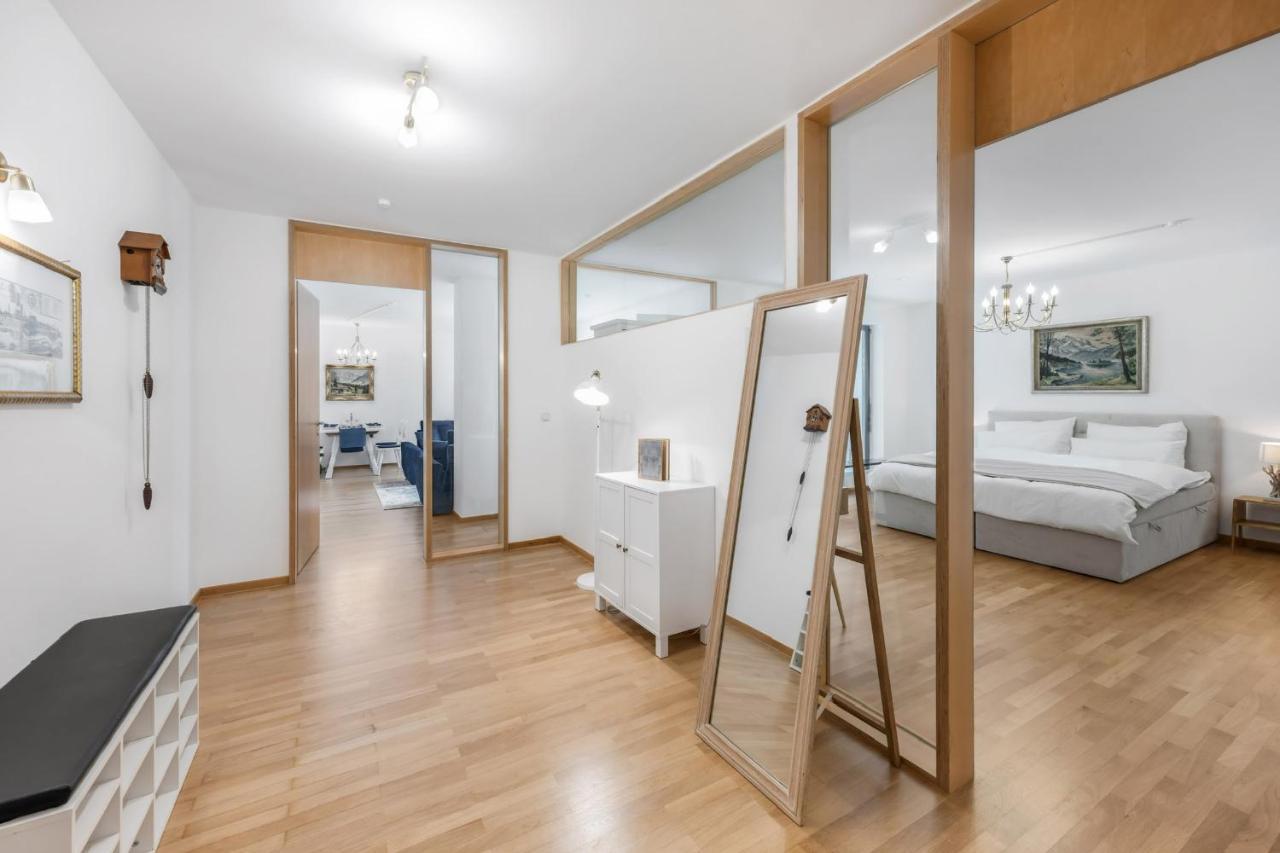Zwei Zimmer Wohnung Im Stadtzentrum Mit Tiefgaragenplatz München Kültér fotó